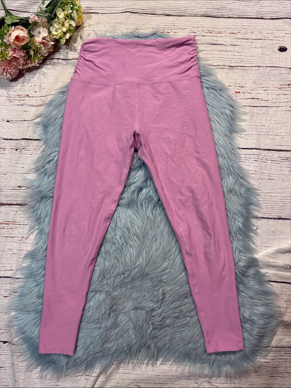 Beyond Yoga Spacedye Raise The Barre Shirred Legging Pink Haze Heather